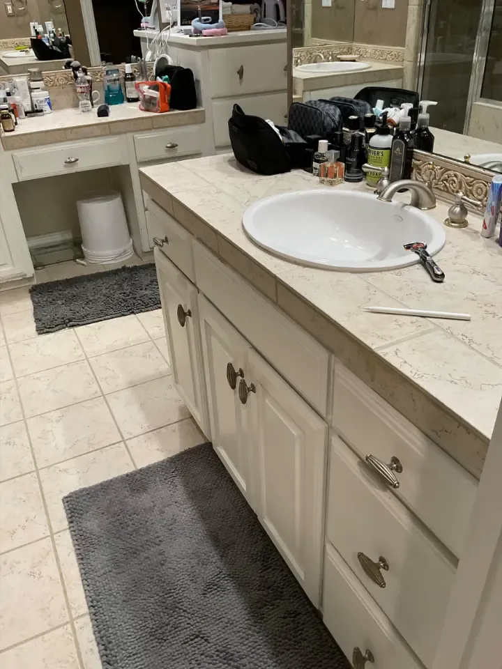 Reagan Bathroom Renovation before photo