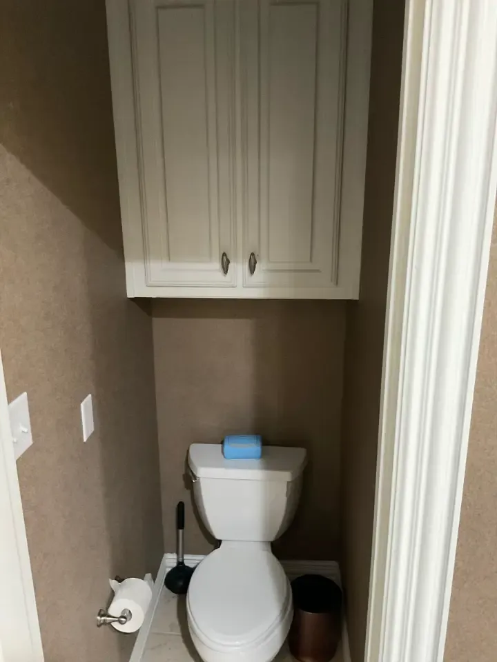Reagan Bathroom Renovation before photo